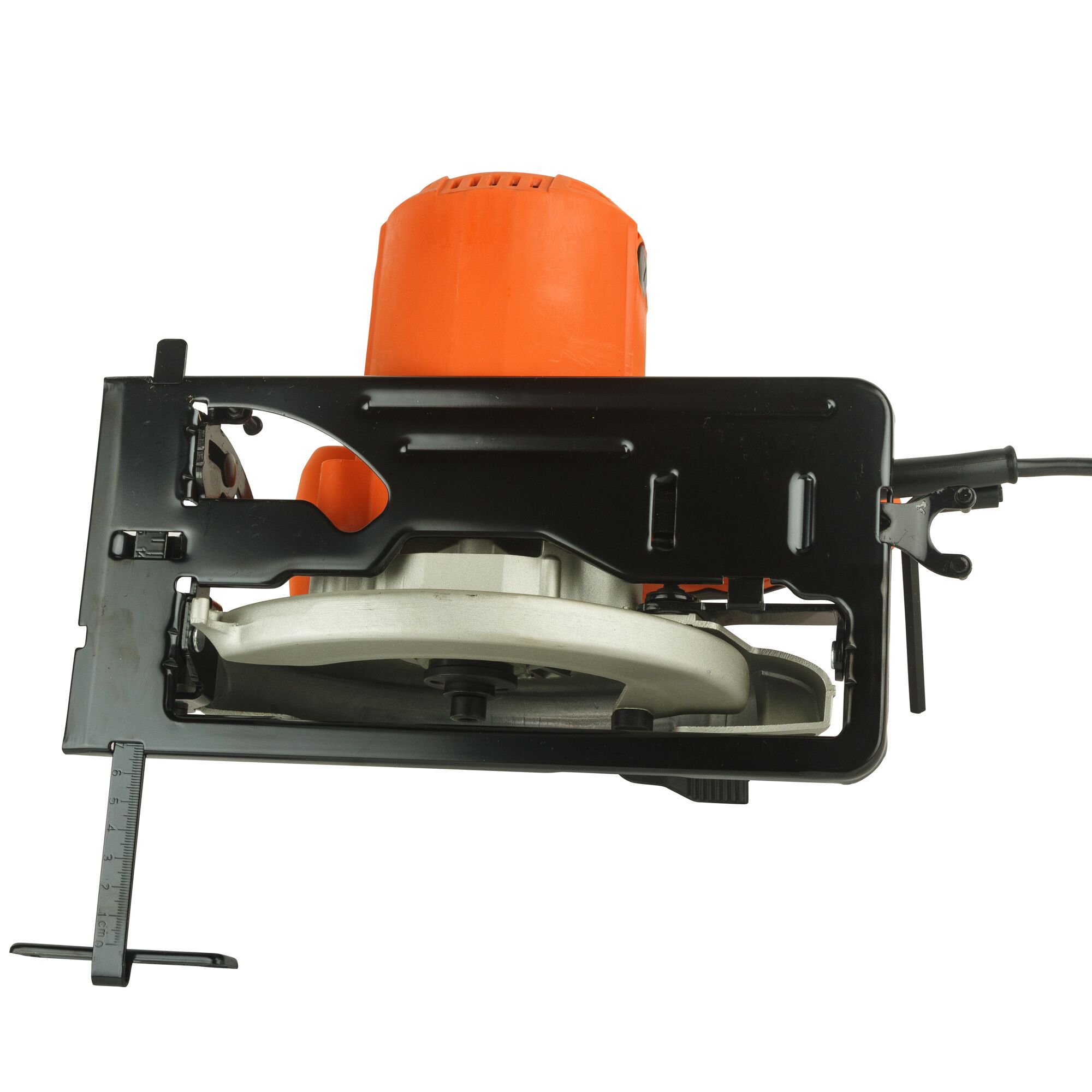 BLACKDECKER CS1500 electric circular saw, side angle, orange and black housing with silver blade guard.
